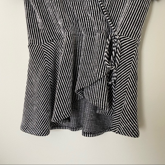 Lined Peplum Top - Picture 2 of 3